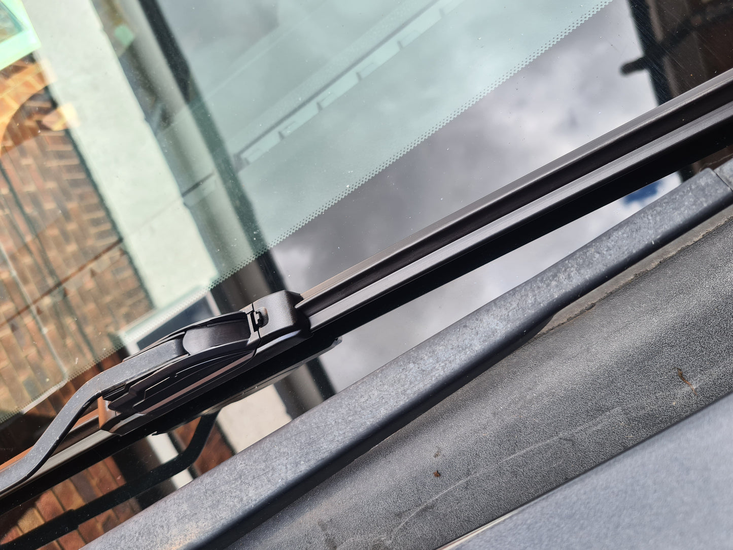 MK6 Fiesta Double Lip Wiper Blade Set