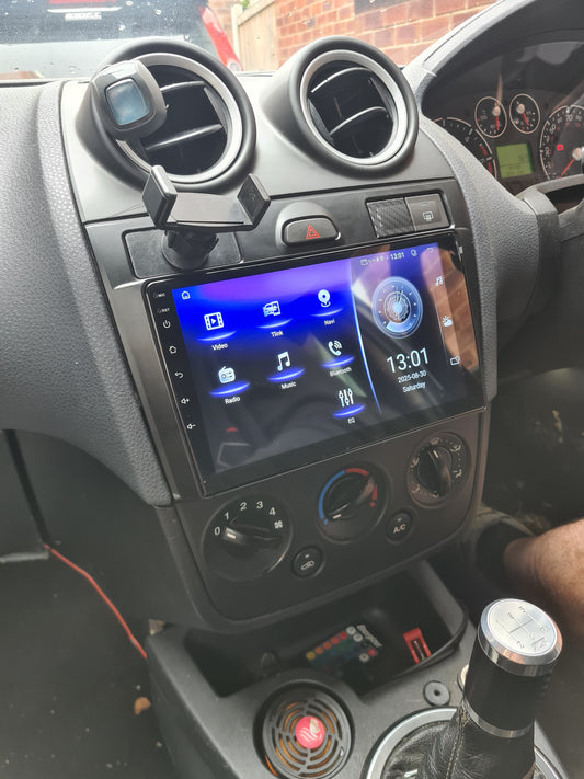 Facelift CarPlay Android Head Unit & Surround – MK6 Fiesta
