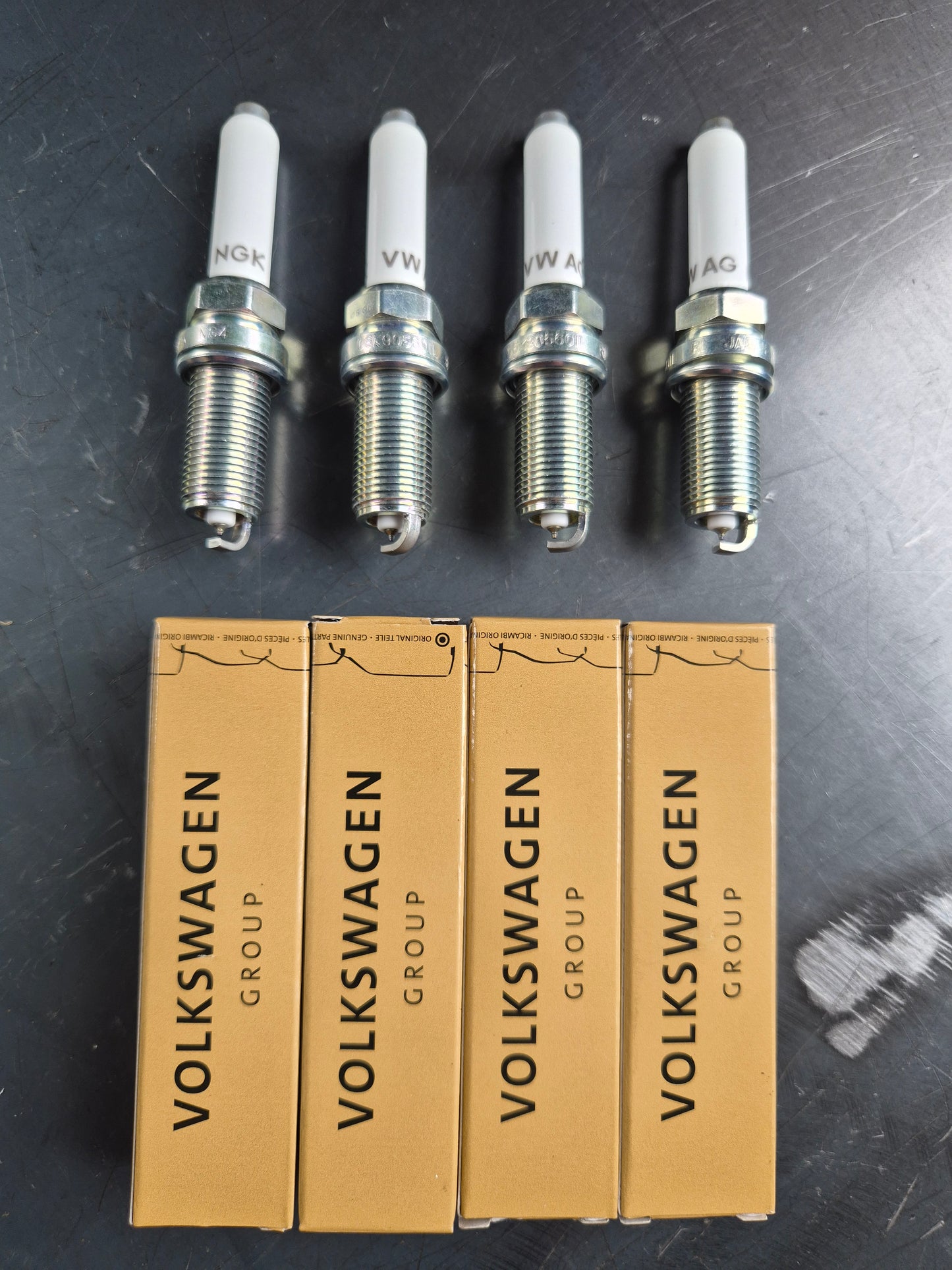 Genuine Volkswagen Audi NGK Spark Plug Set – EA888 Gen 3 (06K905601L)